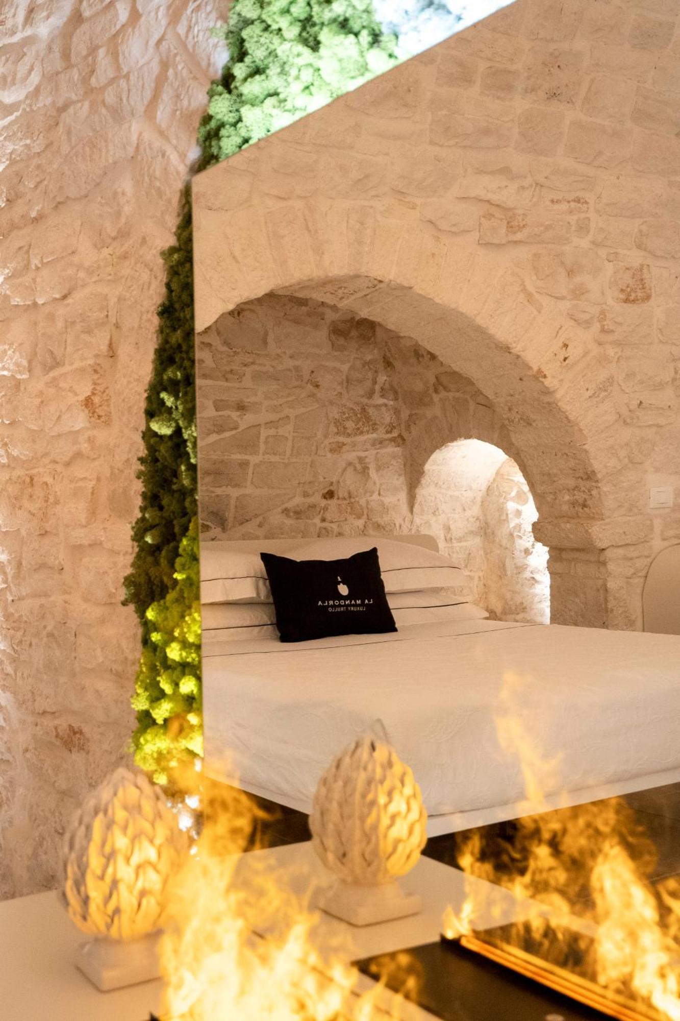 Bed and Breakfast La Mandorla Luxury Trullo Alberobello Zewnętrze zdjęcie